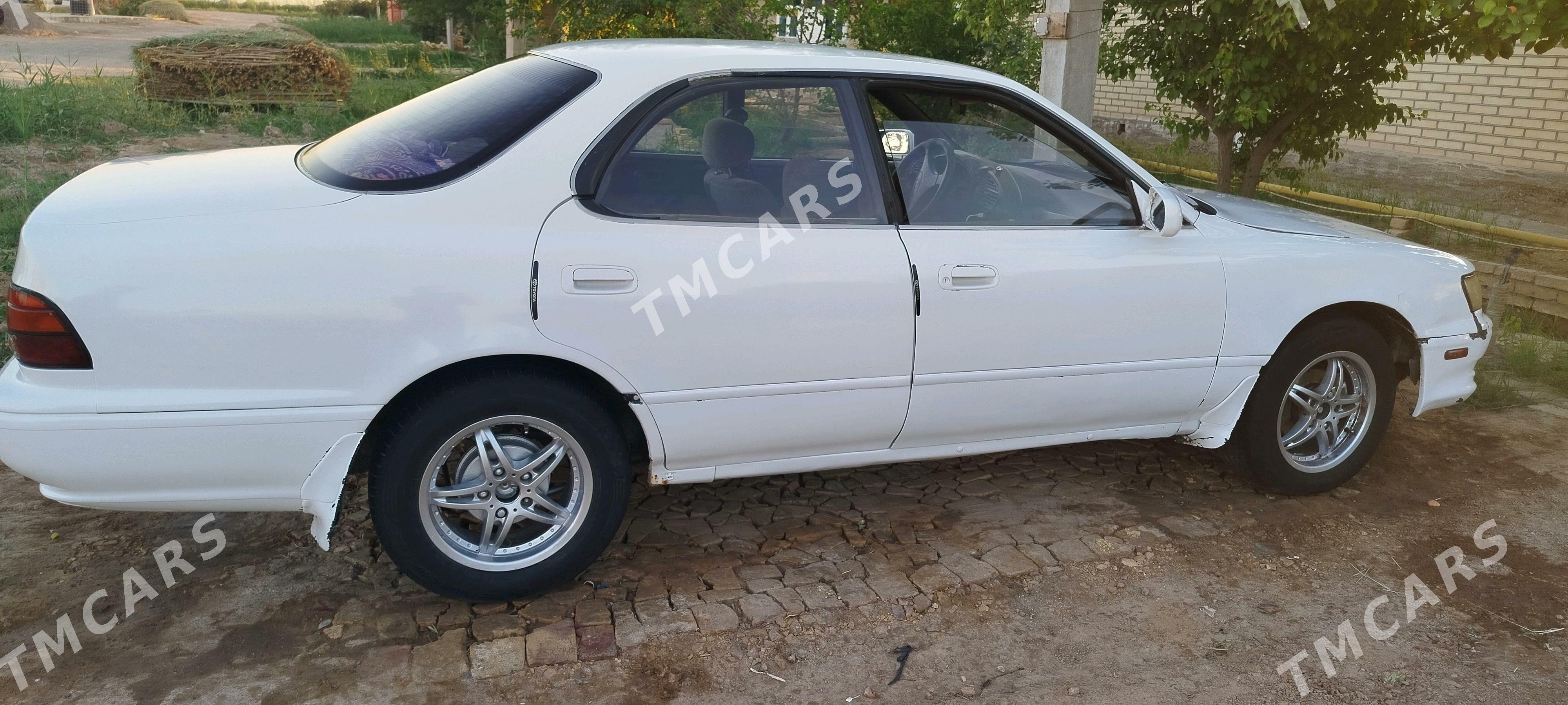 Toyota Vista 1992 - 33 000 TMT - Мары - img 7