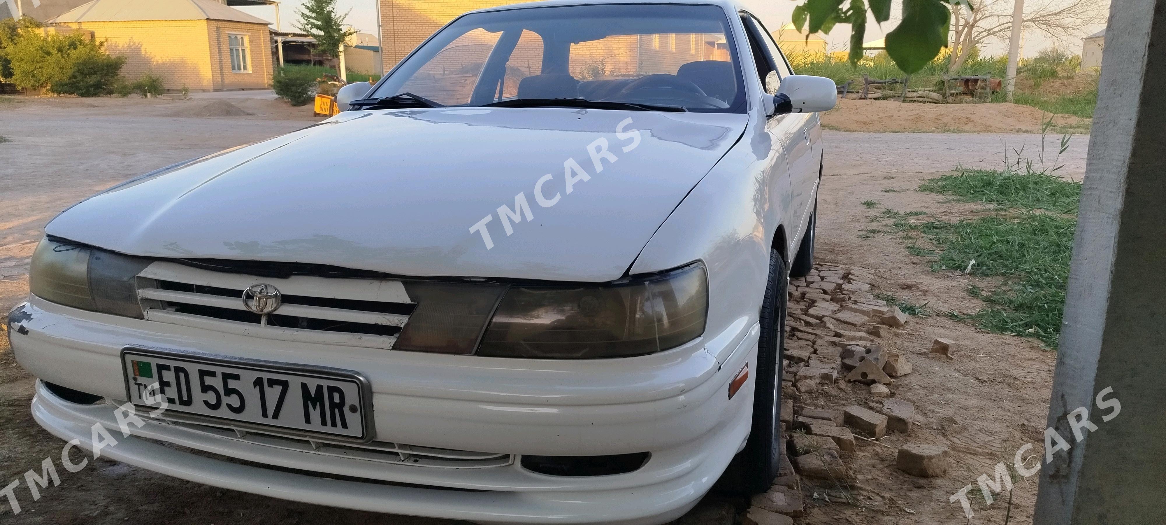 Toyota Vista 1992 - 33 000 TMT - Мары - img 5