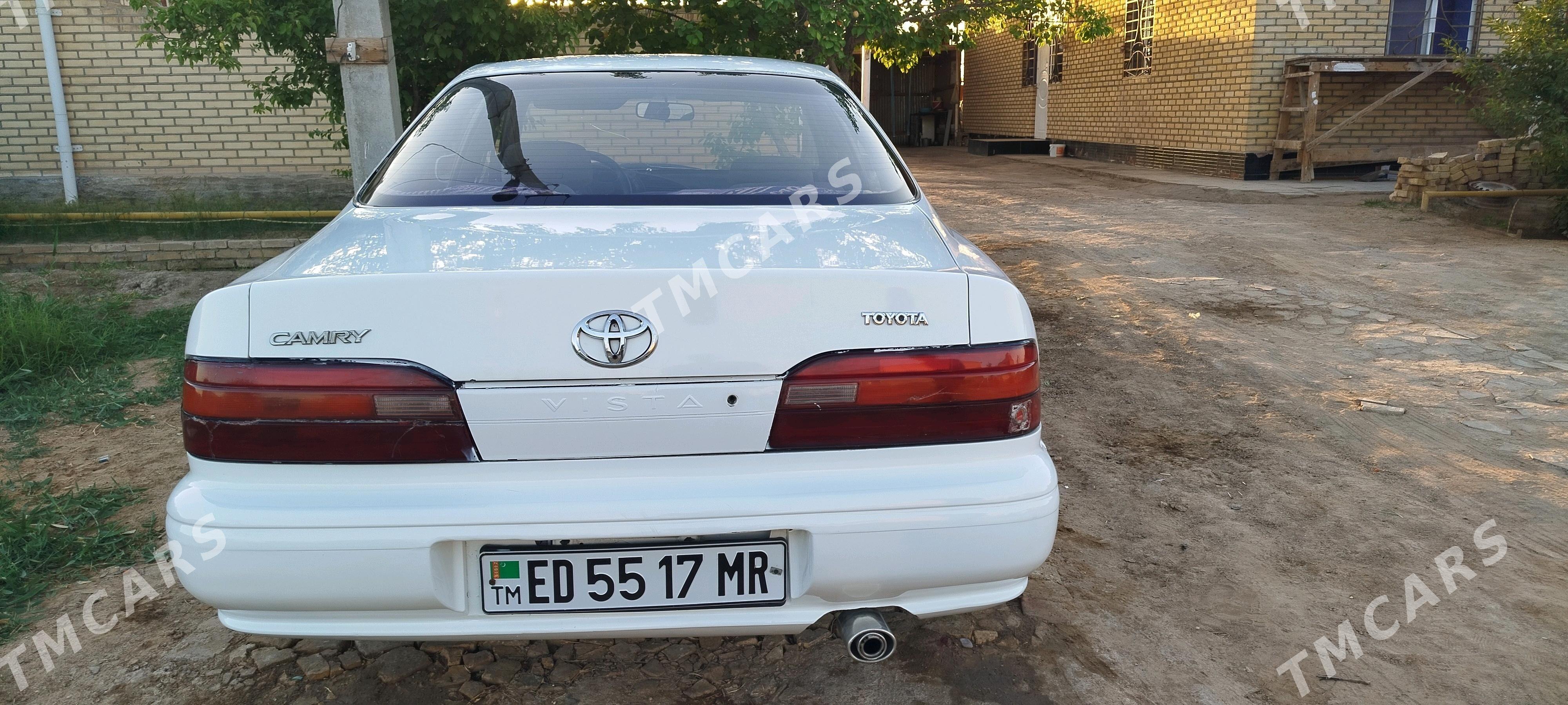 Toyota Vista 1992 - 33 000 TMT - Мары - img 8