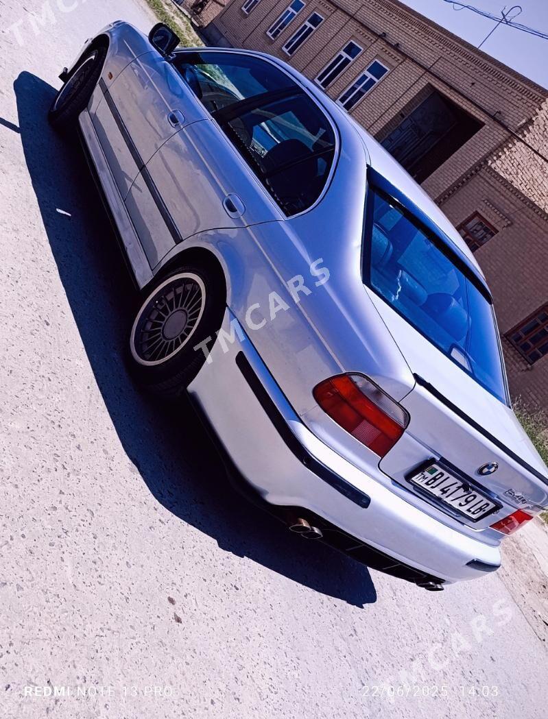 BMW 540 1996 - 135 000 TMT - Çärjew - img 3