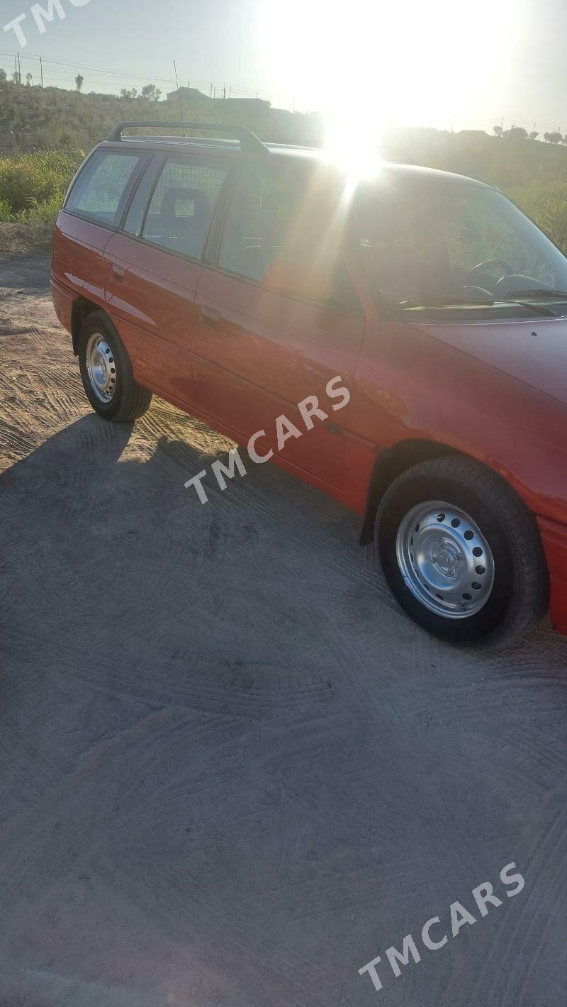 Opel Astra 1996 - 62 000 TMT - Дарганата - img 2