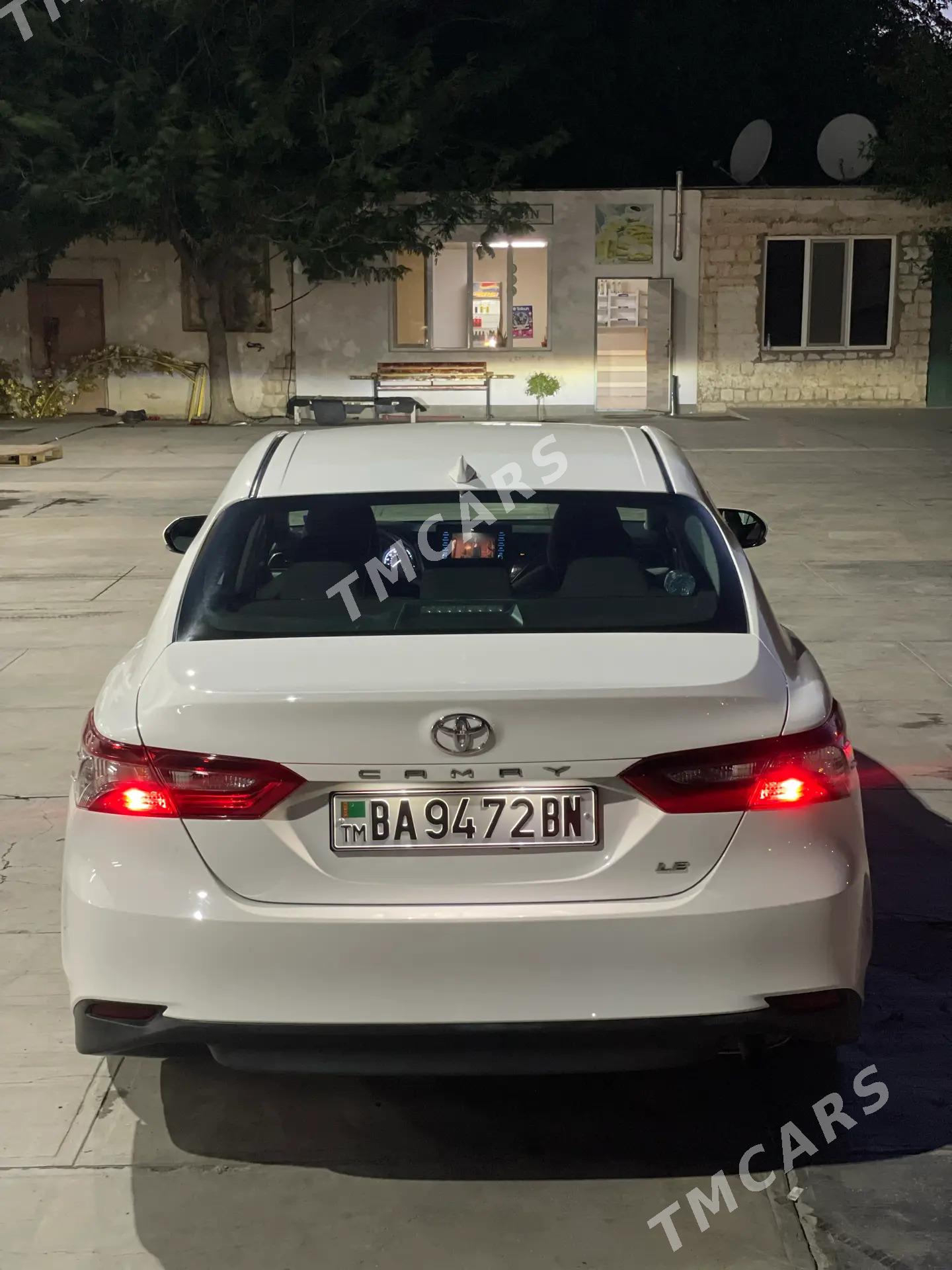 Toyota Camry 2021 - 330 000 TMT - Balkanabat - img 6
