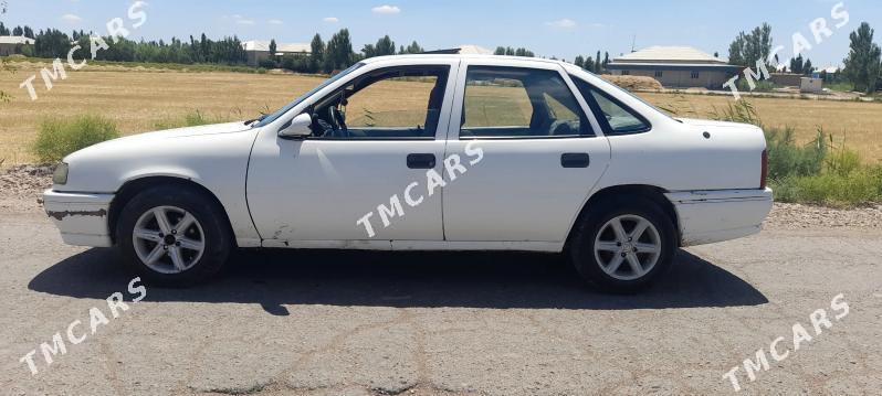 Opel Vectra 1992 - 20 000 TMT - Губадаг - img 3