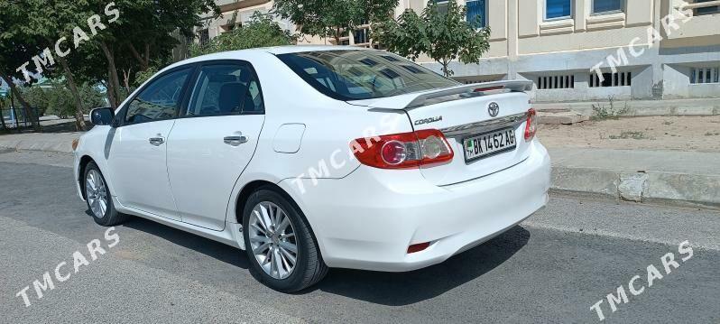 Toyota Corolla 2012 - 170 000 TMT - Ашхабад - img 9