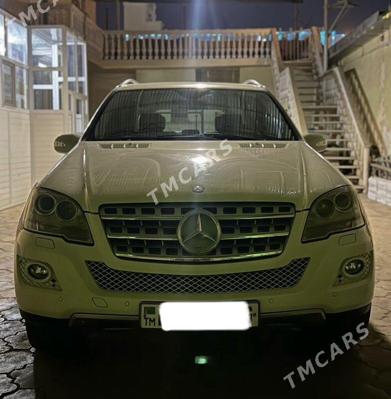 Mercedes-Benz ML350 2009 - 300 000 TMT - Aşgabat - img 3