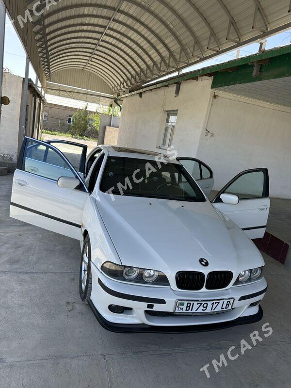 BMW 525 1999 - 125 000 TMT - Койтендаг - img 4
