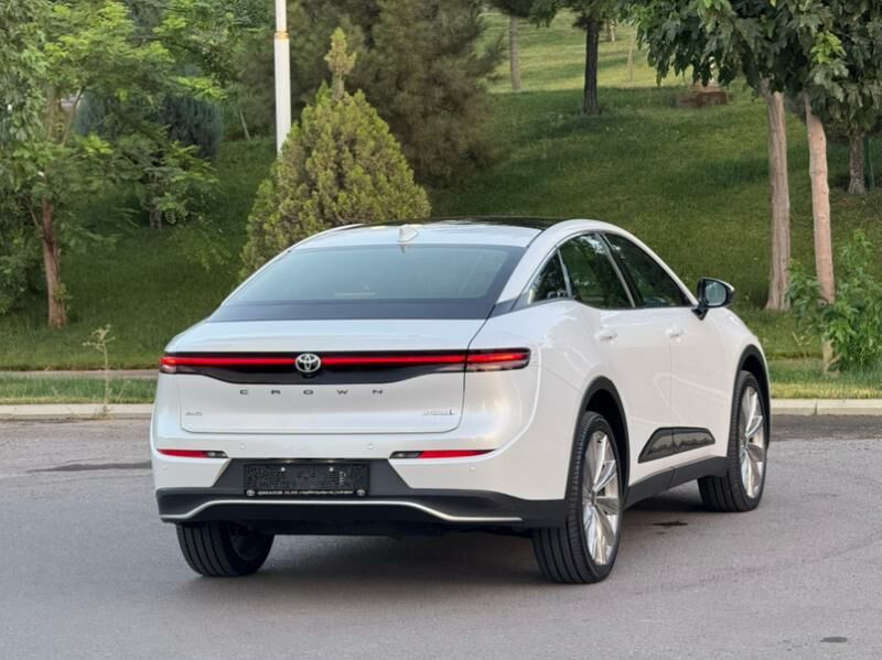 Toyota Crown 2023 - 754 000 TMT - Ашхабад - img 5