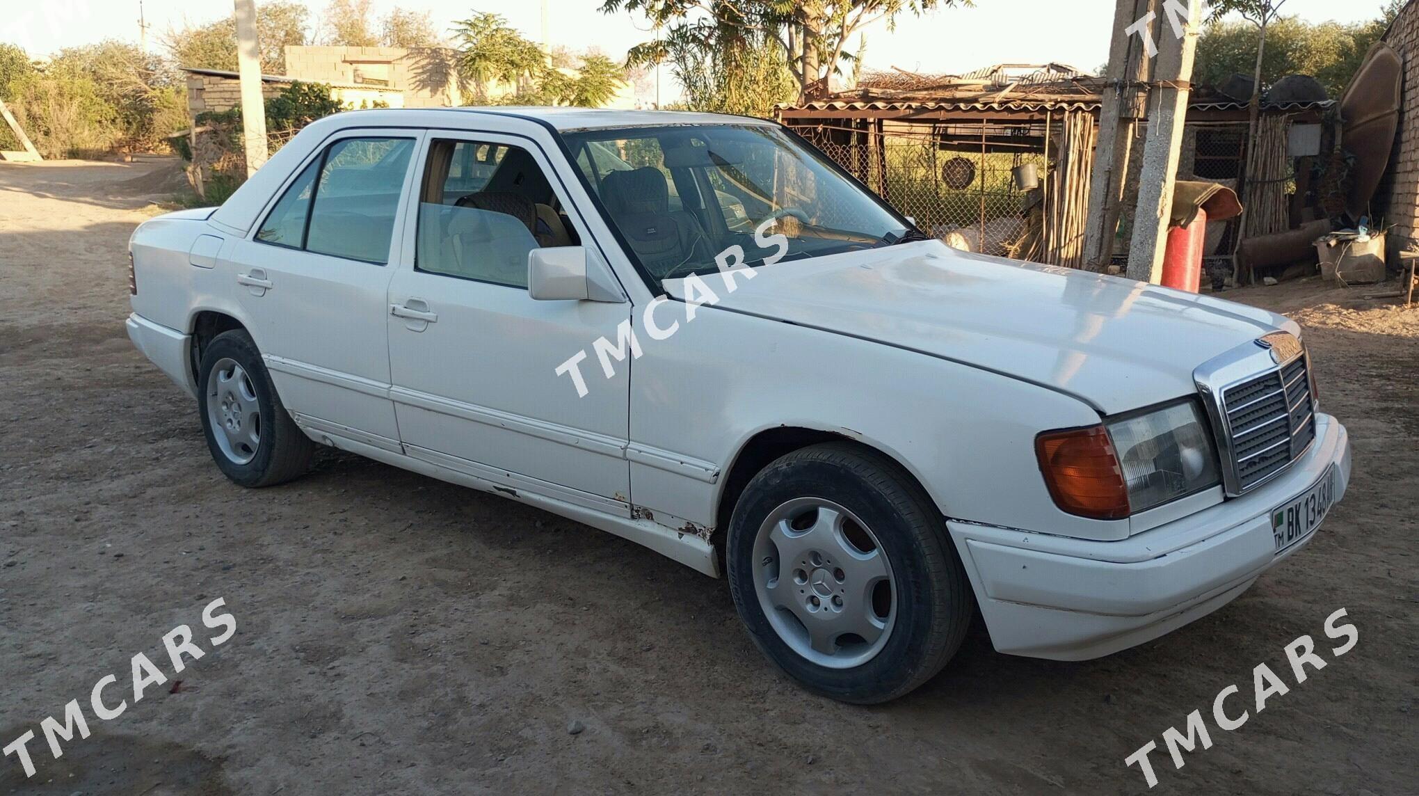 Mercedes-Benz 230E 1989 - 20 000 TMT - Tejen - img 4