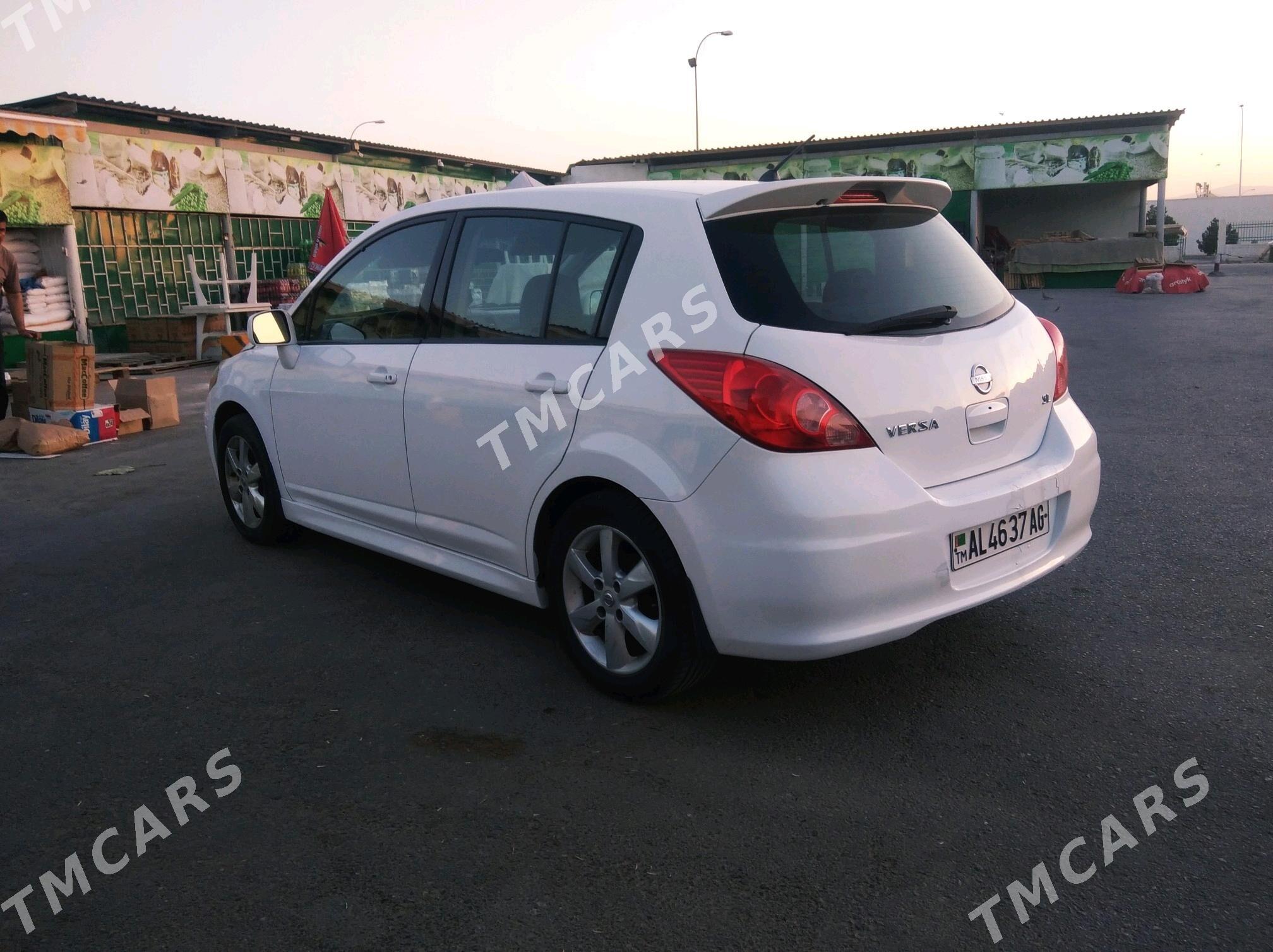 Nissan Versa 2009 - 126 000 TMT - Aşgabat - img 4
