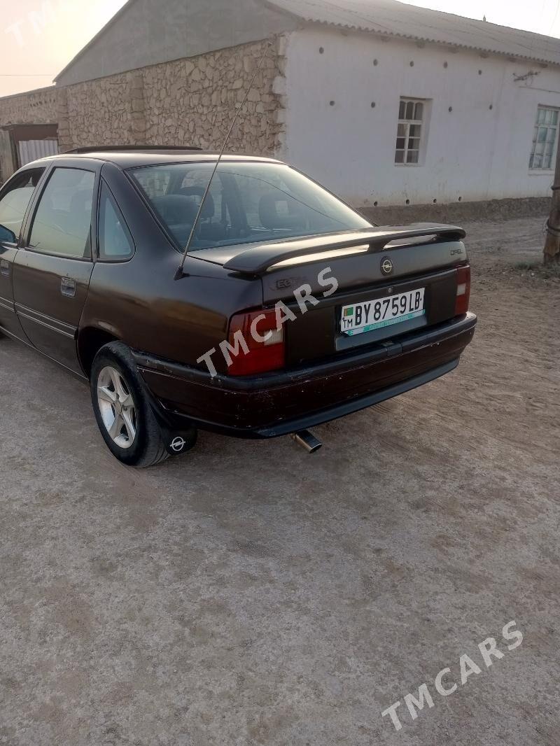 Opel Vectra 1992 - 22 000 TMT - Керки - img 2