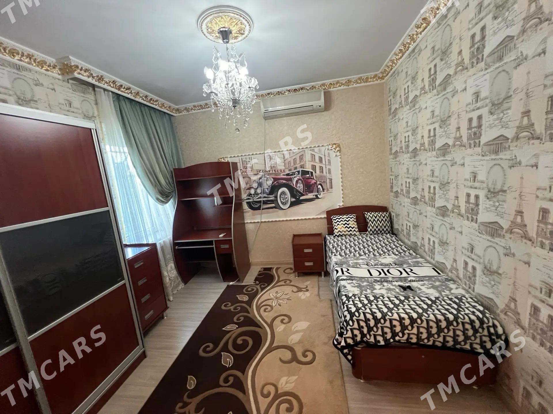 Мир 3 3 ком 3эт лифт - Ашхабад - img 3