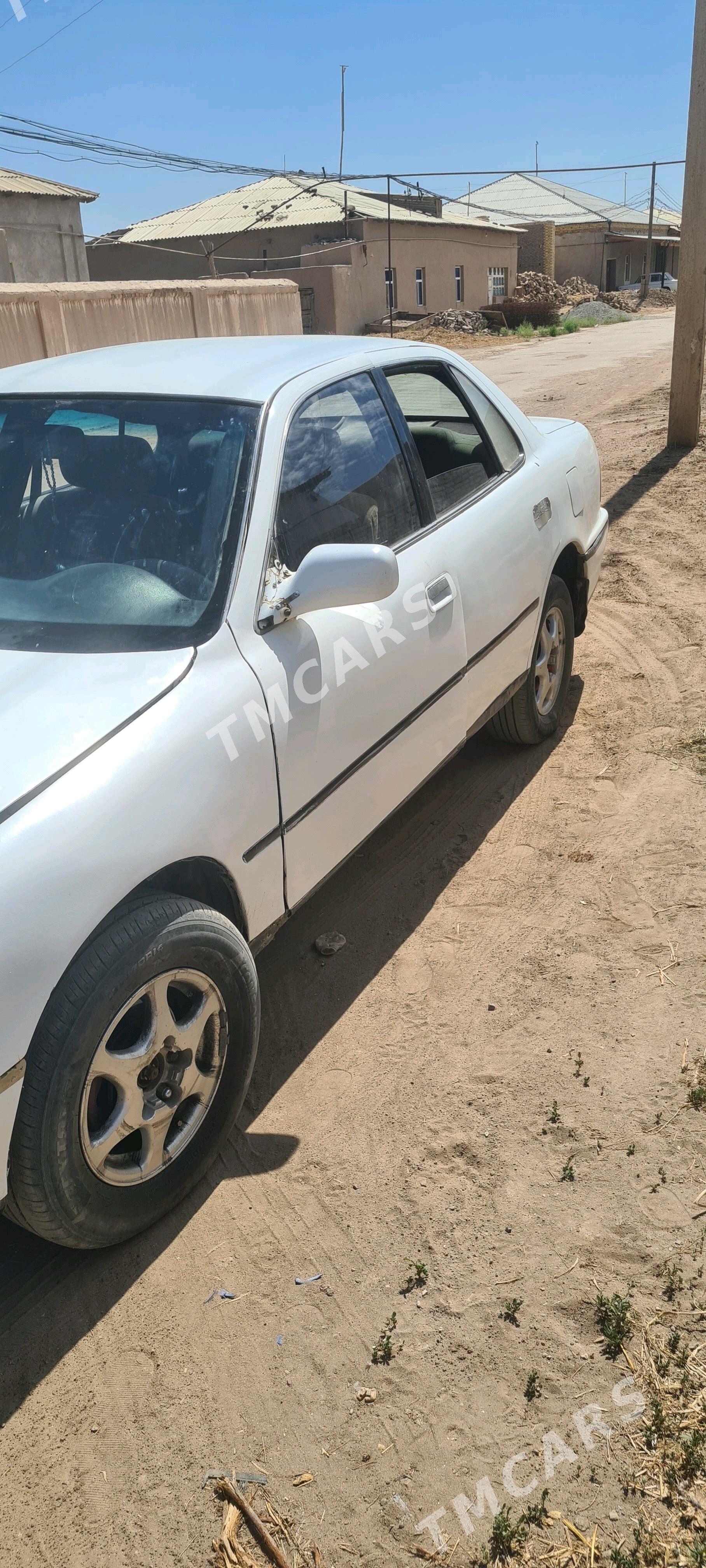 Toyota Camry 1991 - 26 000 TMT - Gubadag - img 2