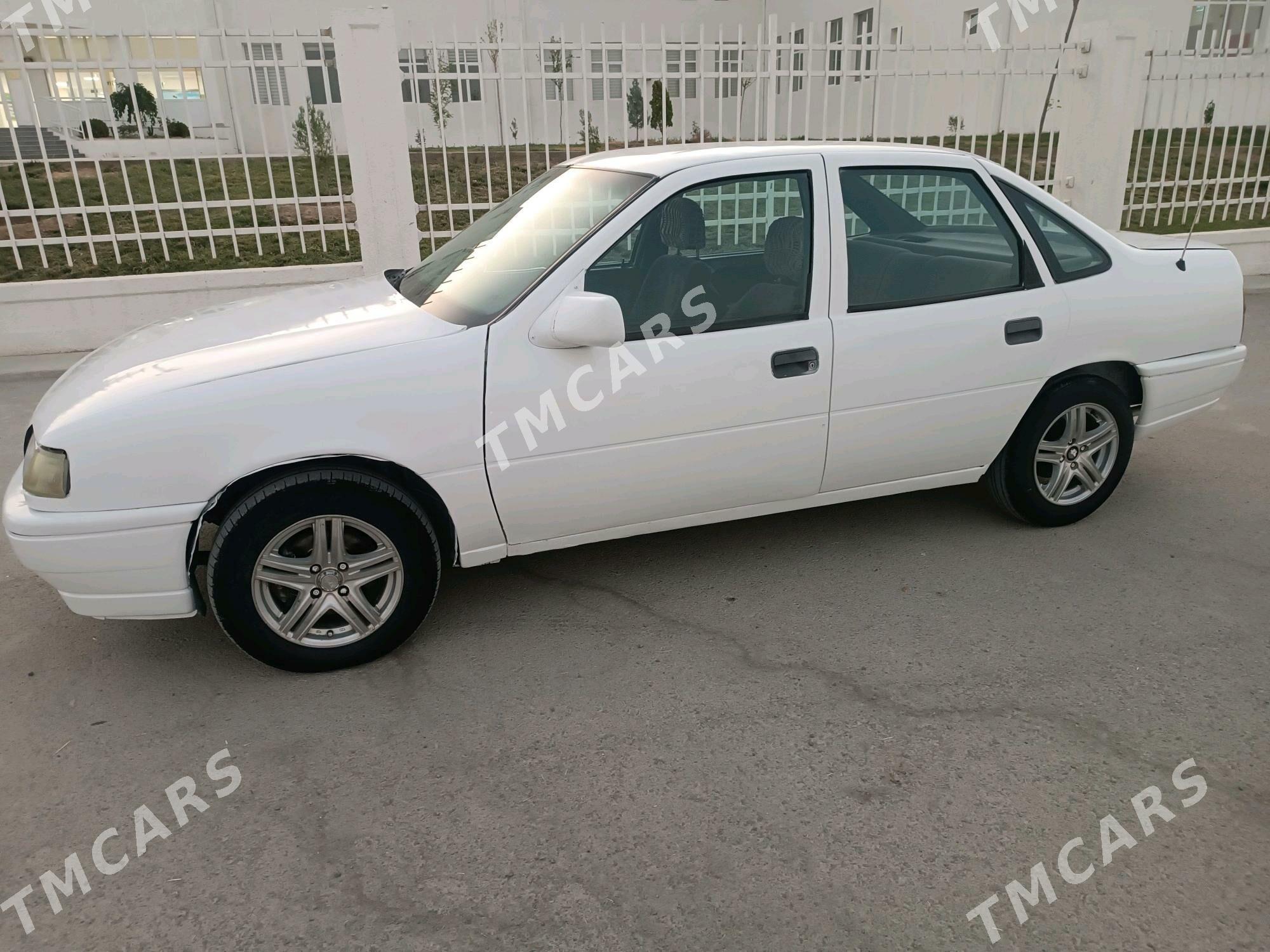 Opel Vectra 1991 - 33 000 TMT - Bäherden - img 3