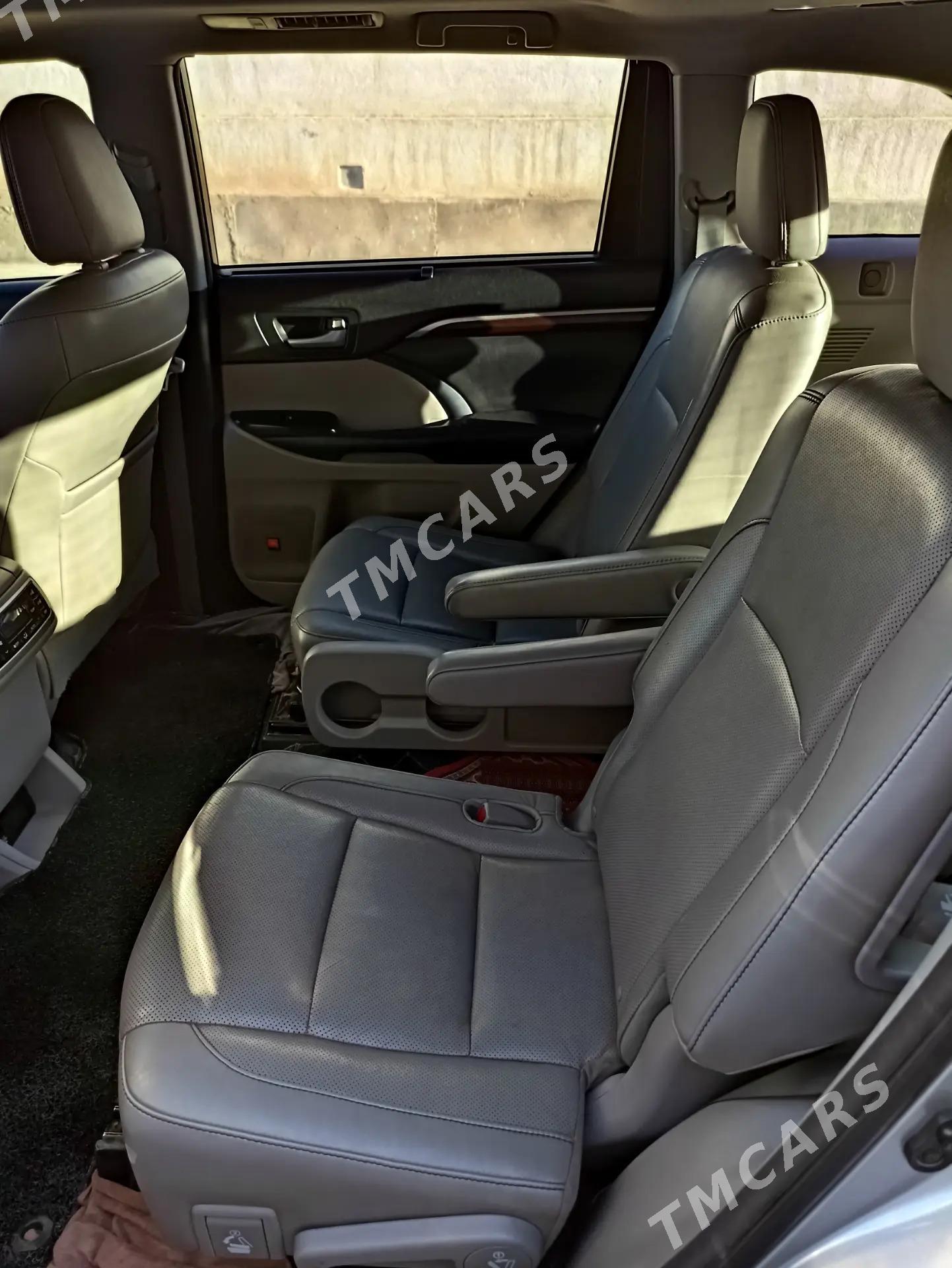 Toyota Highlander 2015 - 440 000 TMT - Türkmenabat - img 2