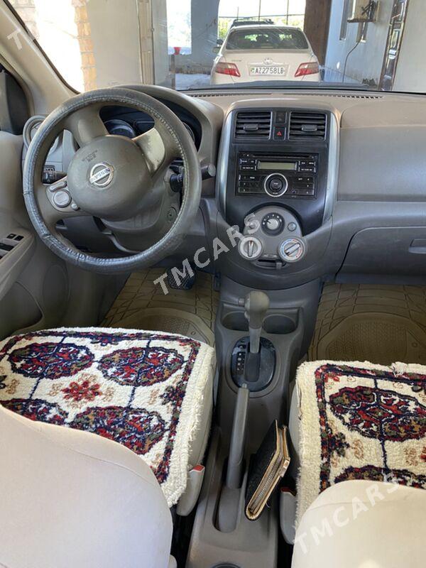 Nissan Versa 2012 - 95 000 TMT - Türkmenabat - img 4