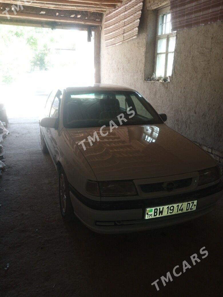 Opel Vectra 1995 - 56 000 TMT - Гурбансолтан Едже - img 6