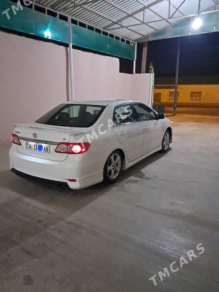 Toyota Corolla 2012 - 183 000 TMT - Ашхабад - img 3