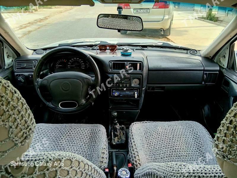 Opel Vectra 1994 - 35 000 TMT - Анев - img 3