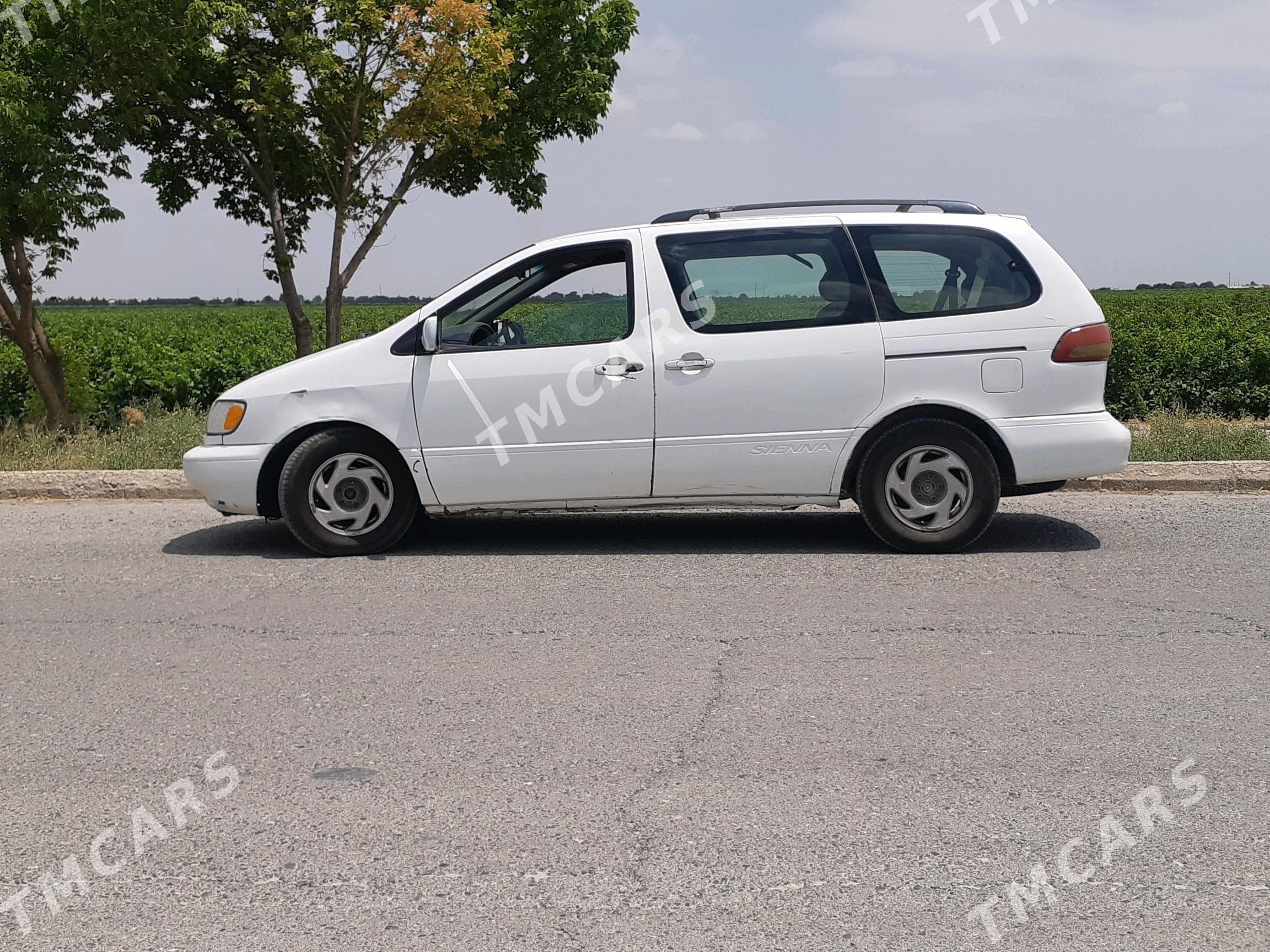 Toyota Sienna 2001 - 116 000 TMT - Mary - img 3