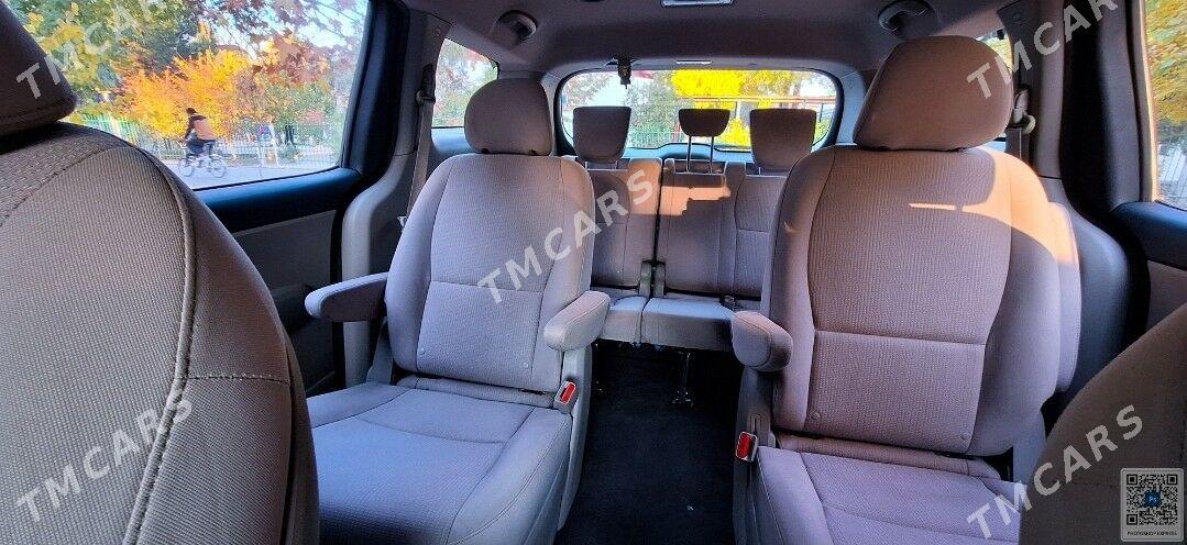 Kia Sedona 2019 - 280 000 TMT - Ашхабад - img 3