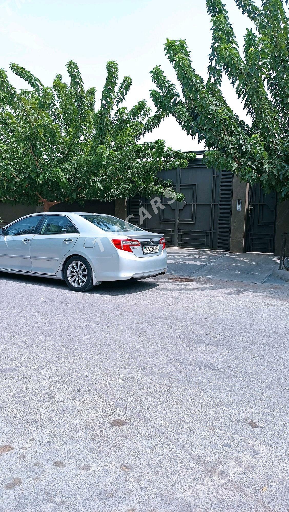 Toyota Camry 2012 - 190 000 TMT - Gökdepe - img 2
