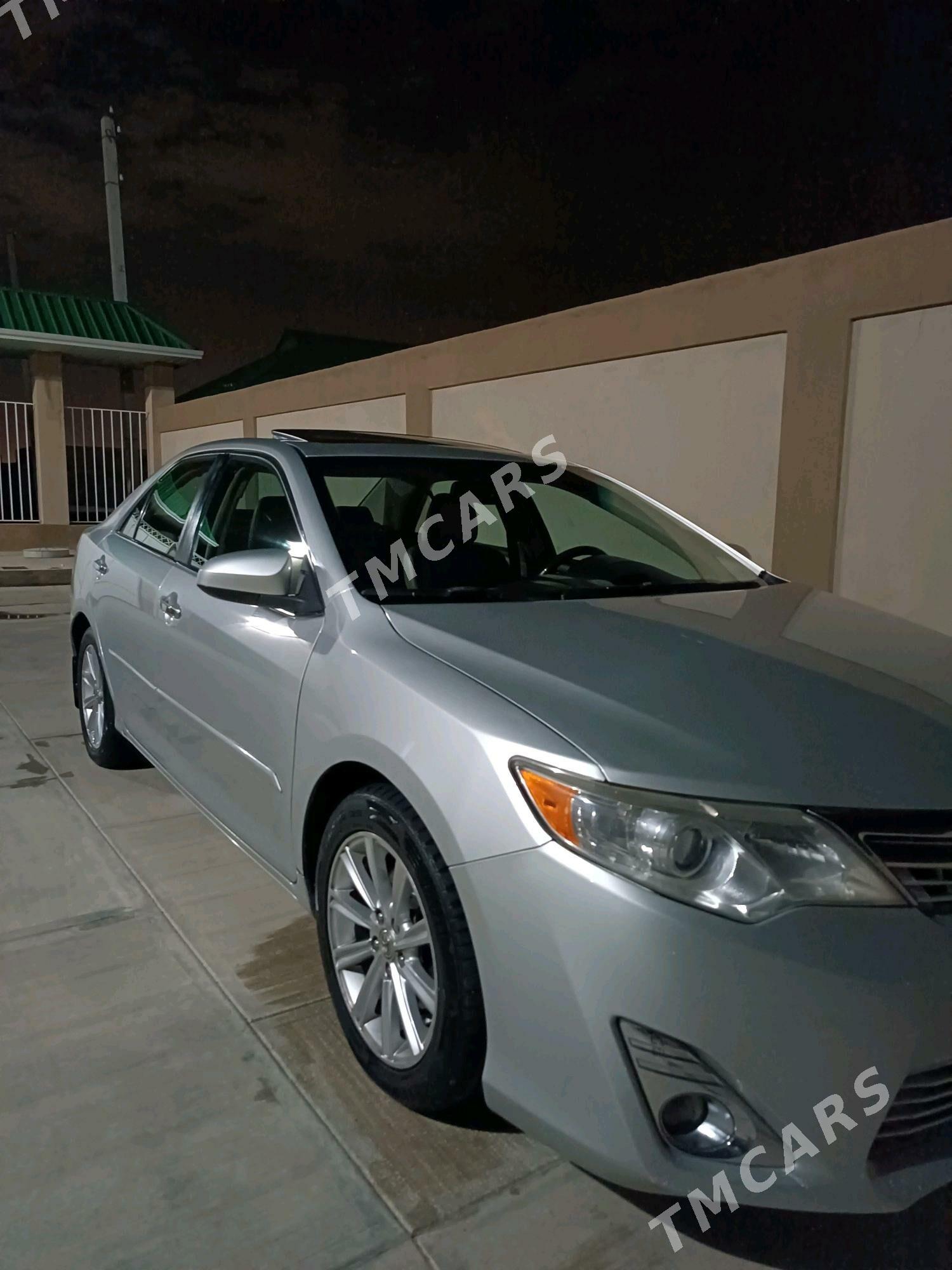 Toyota Camry 2012 - 190 000 TMT - Gökdepe - img 5