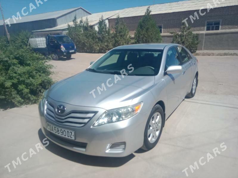 Toyota Camry 2011 - 230 000 TMT - Кёнеургенч - img 2