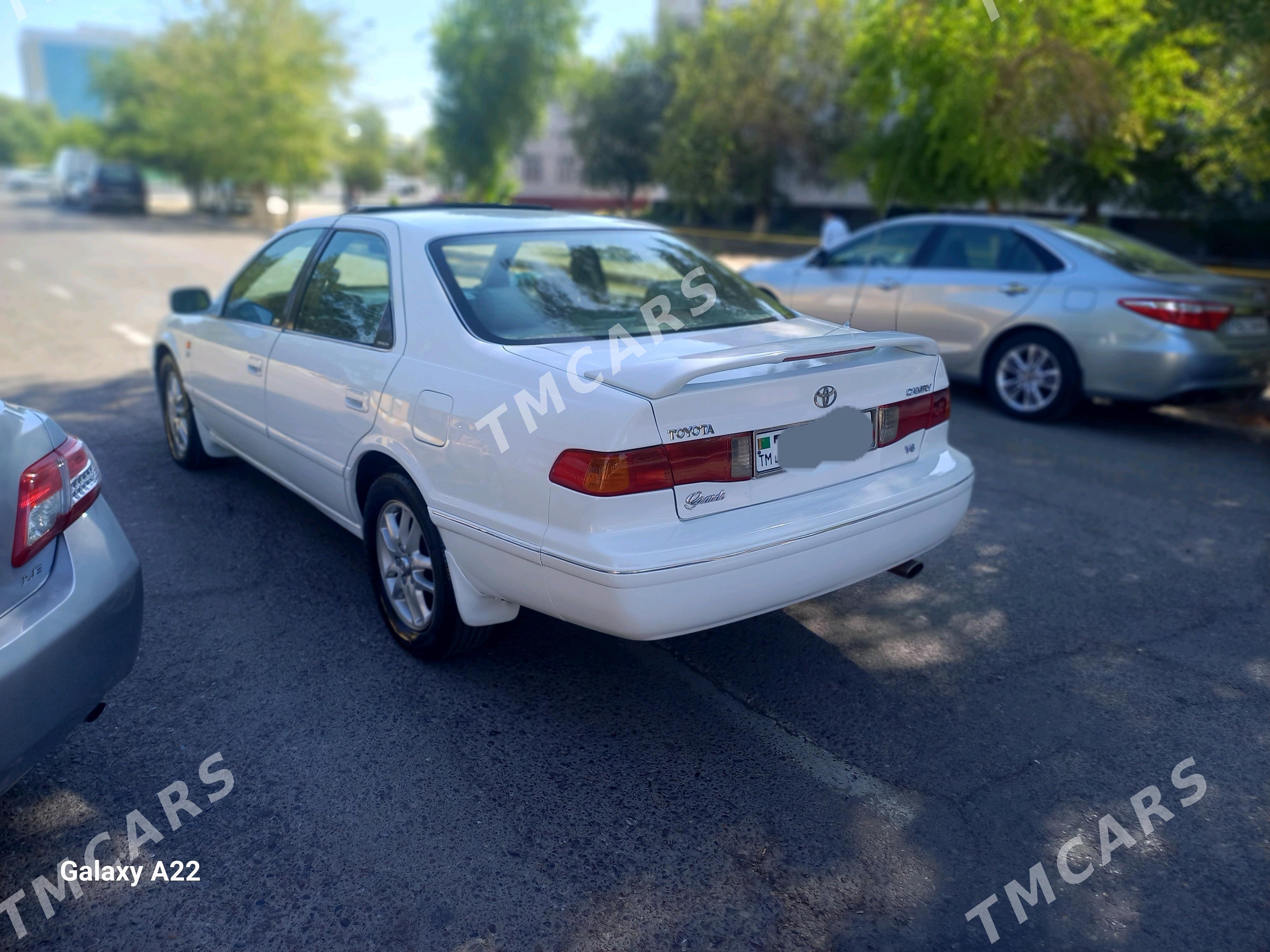 Toyota Camry 2000 - 136 000 TMT - Мары - img 2
