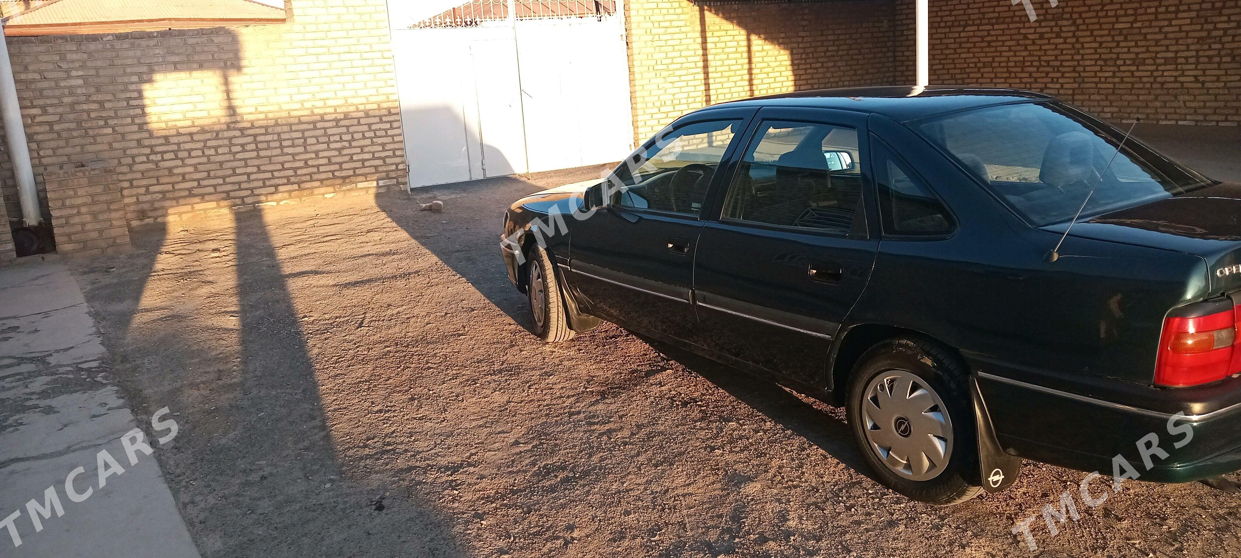 Opel Vectra 1994 - 40 000 TMT - Мары - img 4