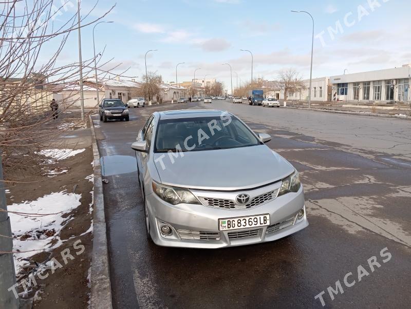 Toyota Camry 2012 - 200 000 TMT - Туркменабат - img 2