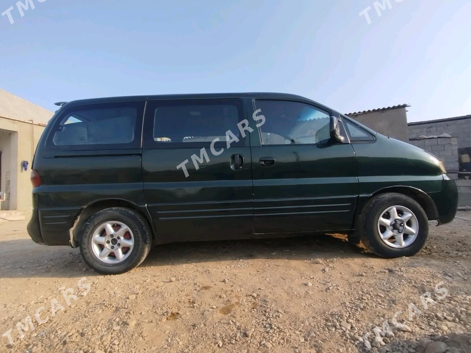 Hyundai H-1 1999 - 35 000 TMT - Balkanabat - img 3