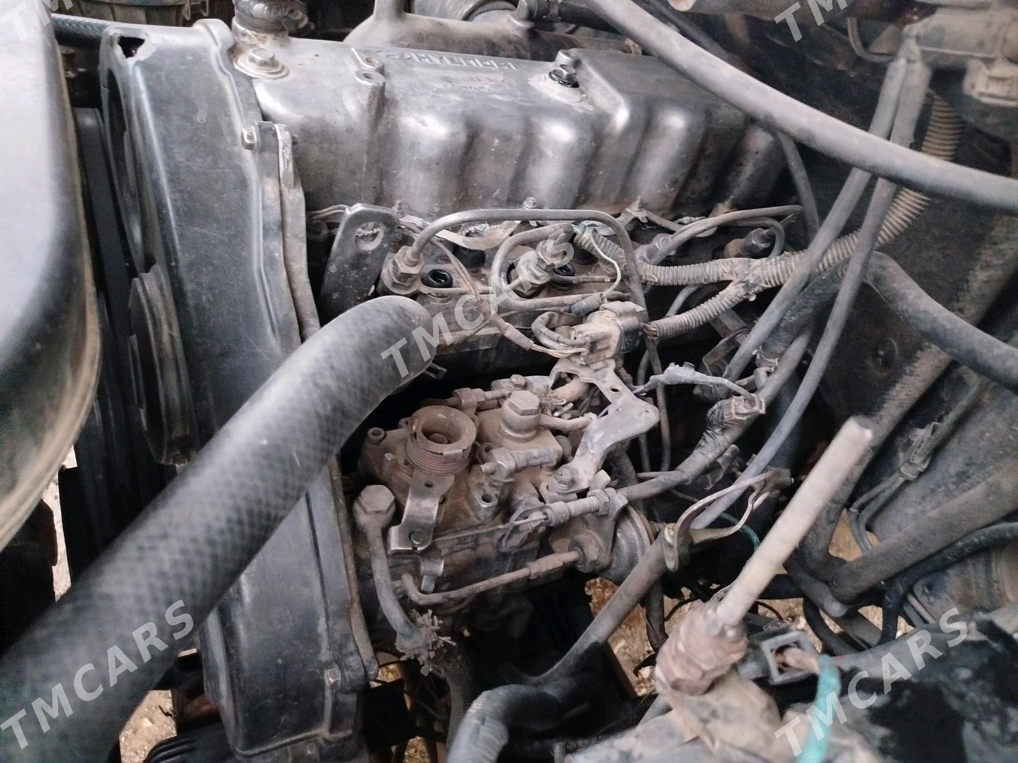 Hyundai H-1 1999 - 35 000 TMT - Balkanabat - img 7