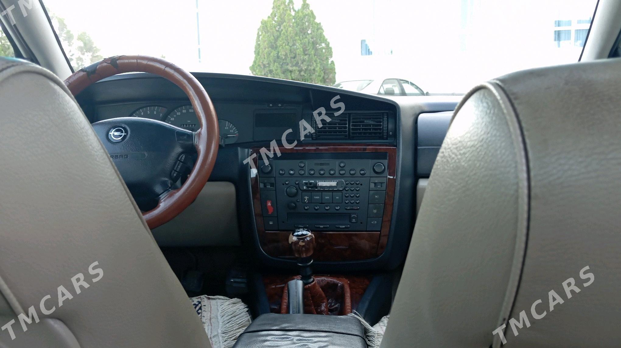 Opel Omega 2003 - 50 000 TMT - Анев - img 3