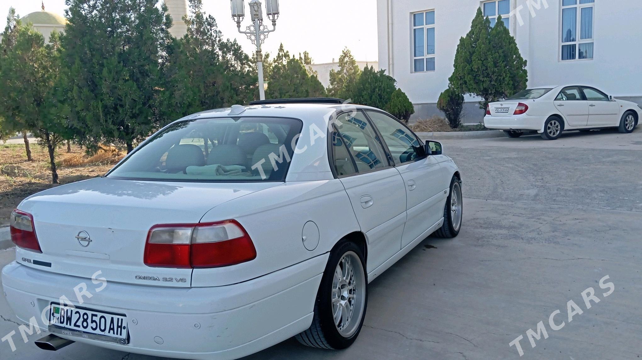 Opel Omega 2003 - 50 000 TMT - Анев - img 5
