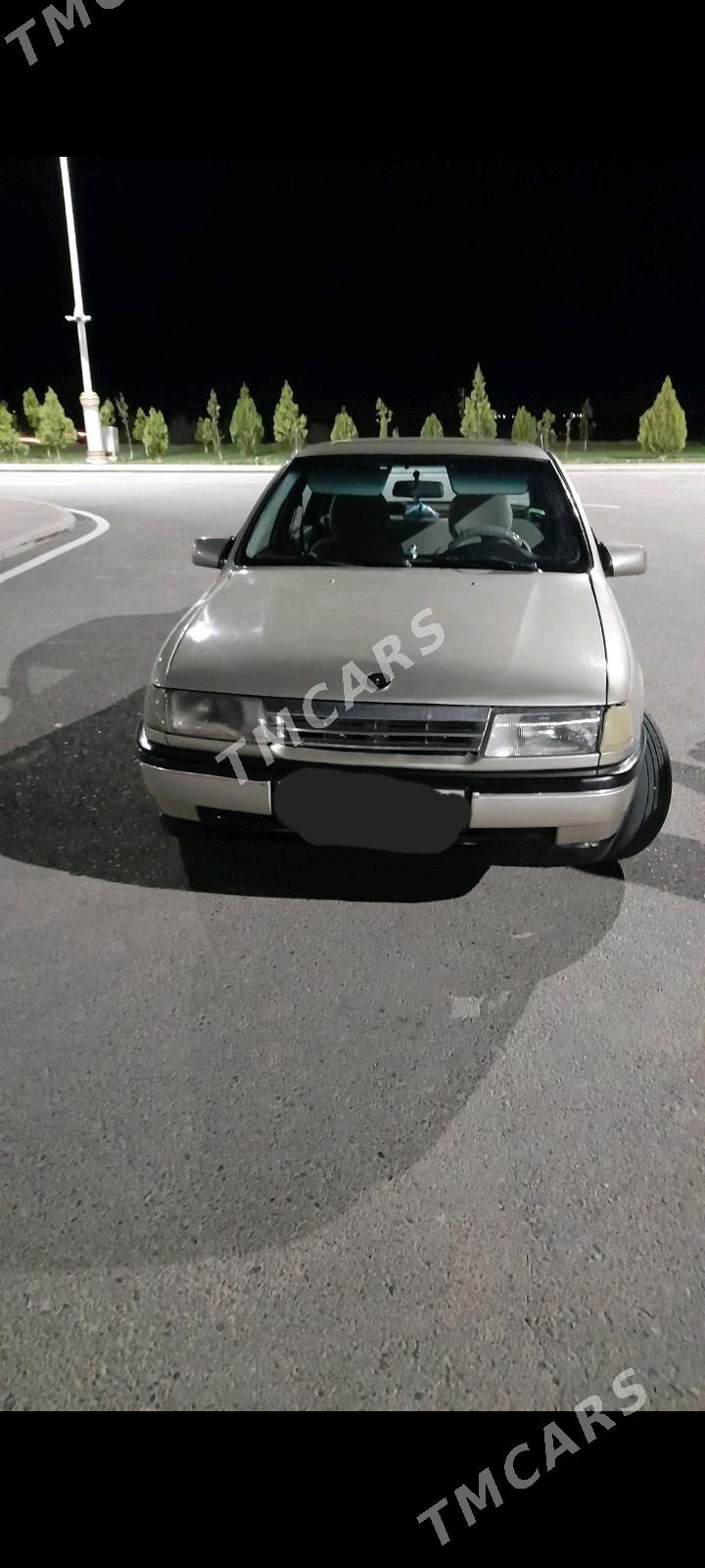 Opel Vectra 1991 - 26 000 TMT - Sarahs - img 3