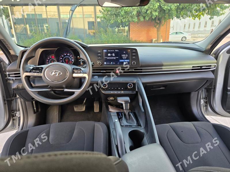 Hyundai Elantra 2022 - 240 000 TMT - Мары - img 2