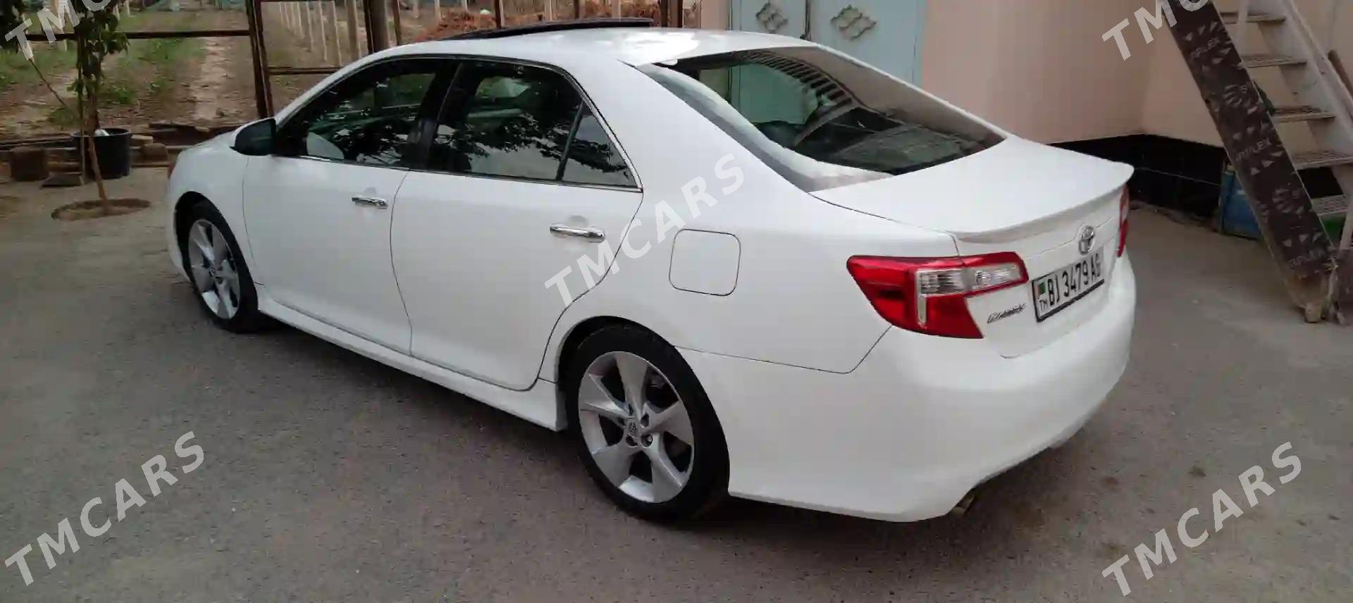 Toyota Camry 2013 - 220 000 TMT - Büzmeýin - img 7