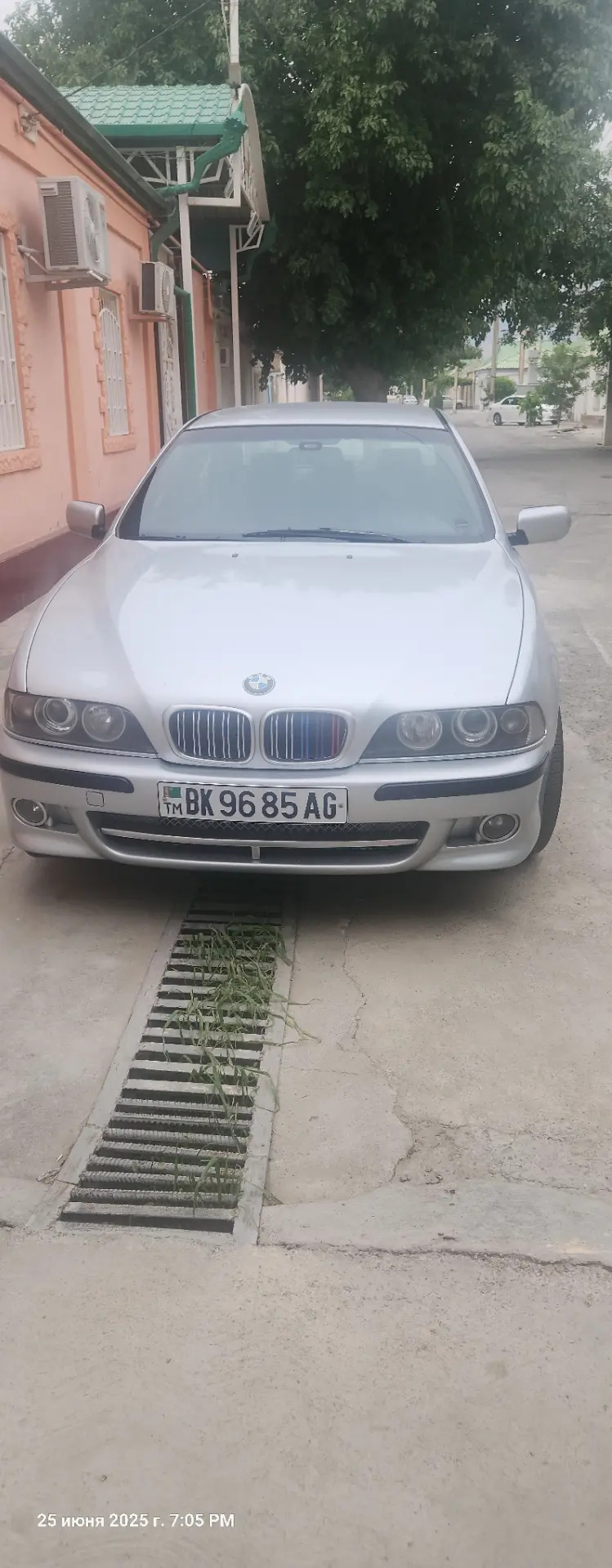 BMW E39 2002 - 130 000 TMT - Aşgabat - img 8