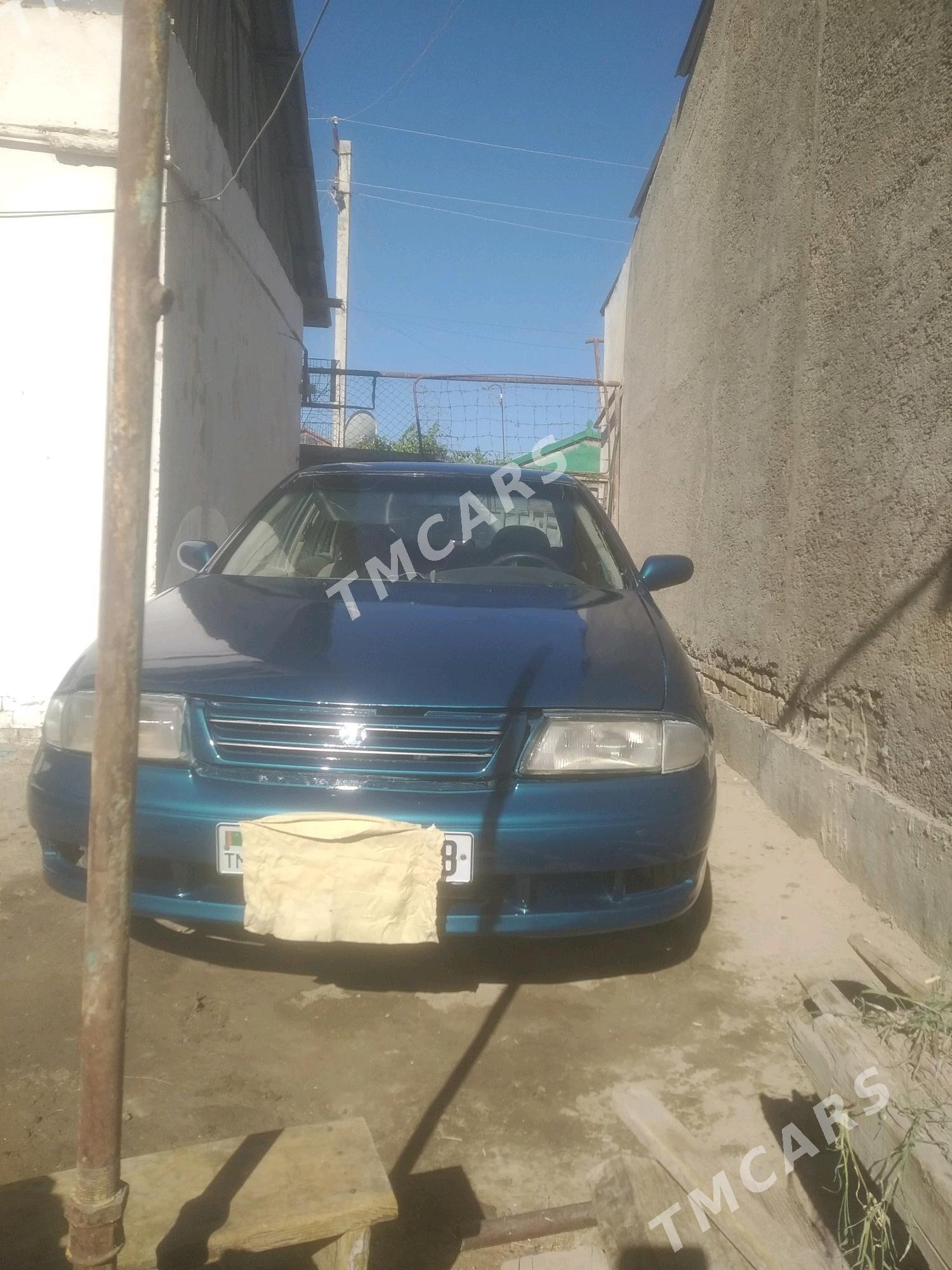 Nissan Altima 1993 - 24 000 TMT - Туркменабат - img 4