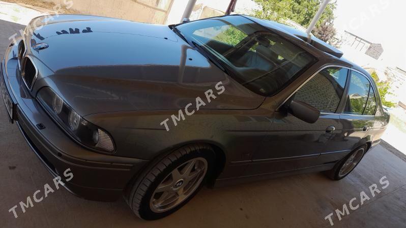 BMW 530 2002 - 140 000 TMT - Murgap - img 3