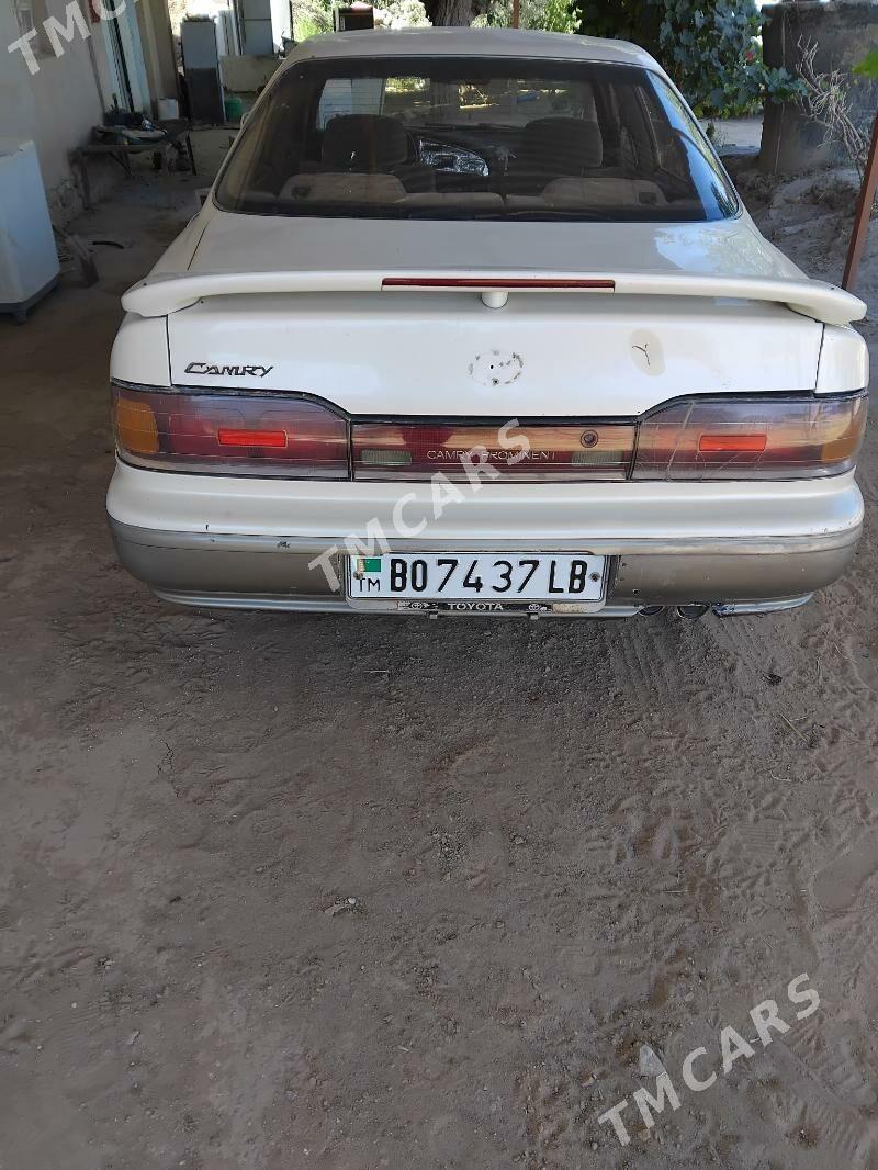 Toyota Camry 1992 - 35 000 TMT - Сейди - img 4