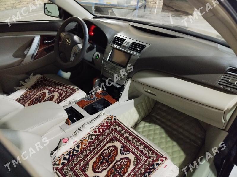 Toyota Camry 2010 - 195 000 TMT - Туркменабат - img 2