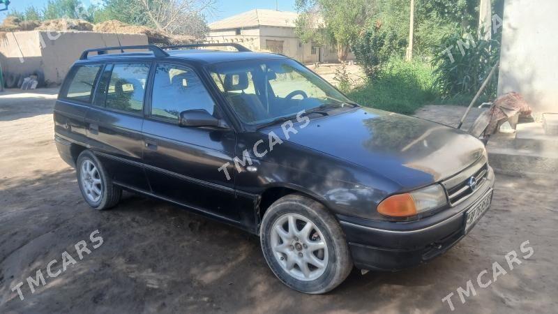 Opel Astra 1993 - 45 000 TMT - Гурбансолтан Едже - img 6