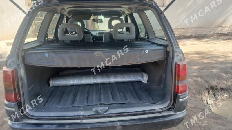 Opel Astra 1993 - 45 000 TMT - Гурбансолтан Едже - img 3