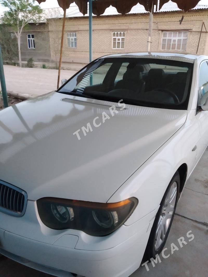 BMW 745 2004 - 100 000 TMT - Дашогуз - img 3