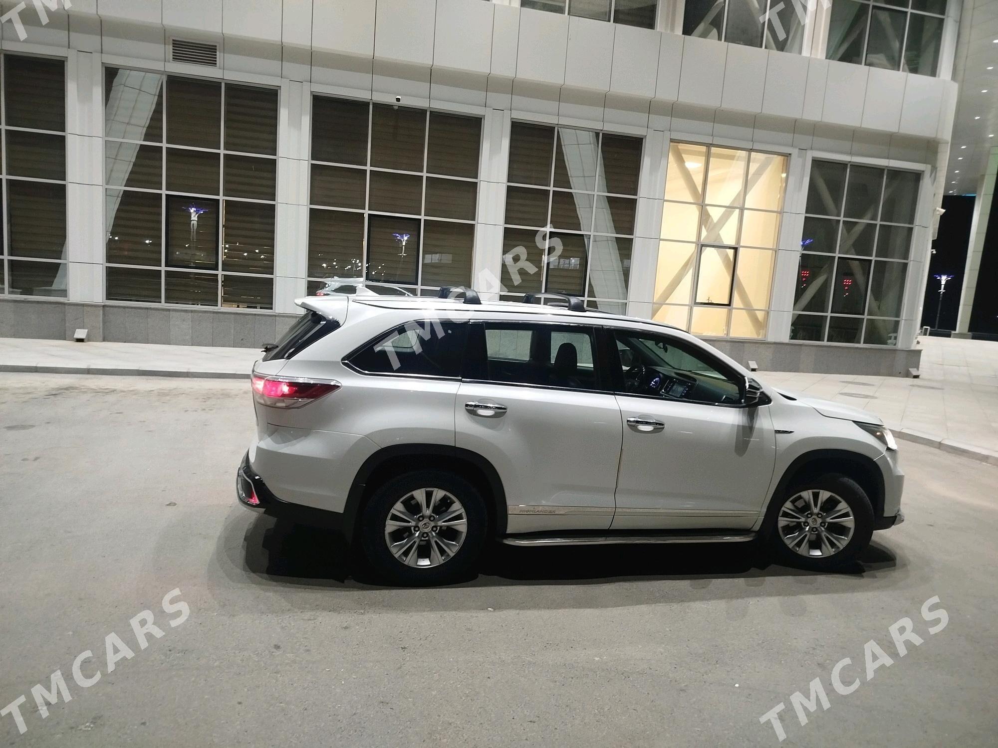 Toyota Highlander 2016 - 390 000 TMT - Dänew - img 9