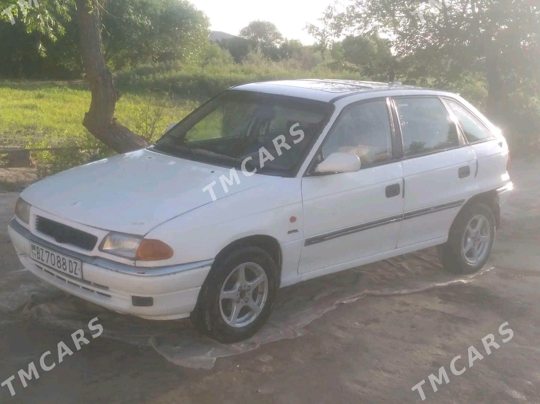 Opel Astra 1992 - 26 000 TMT - Губадаг - img 2