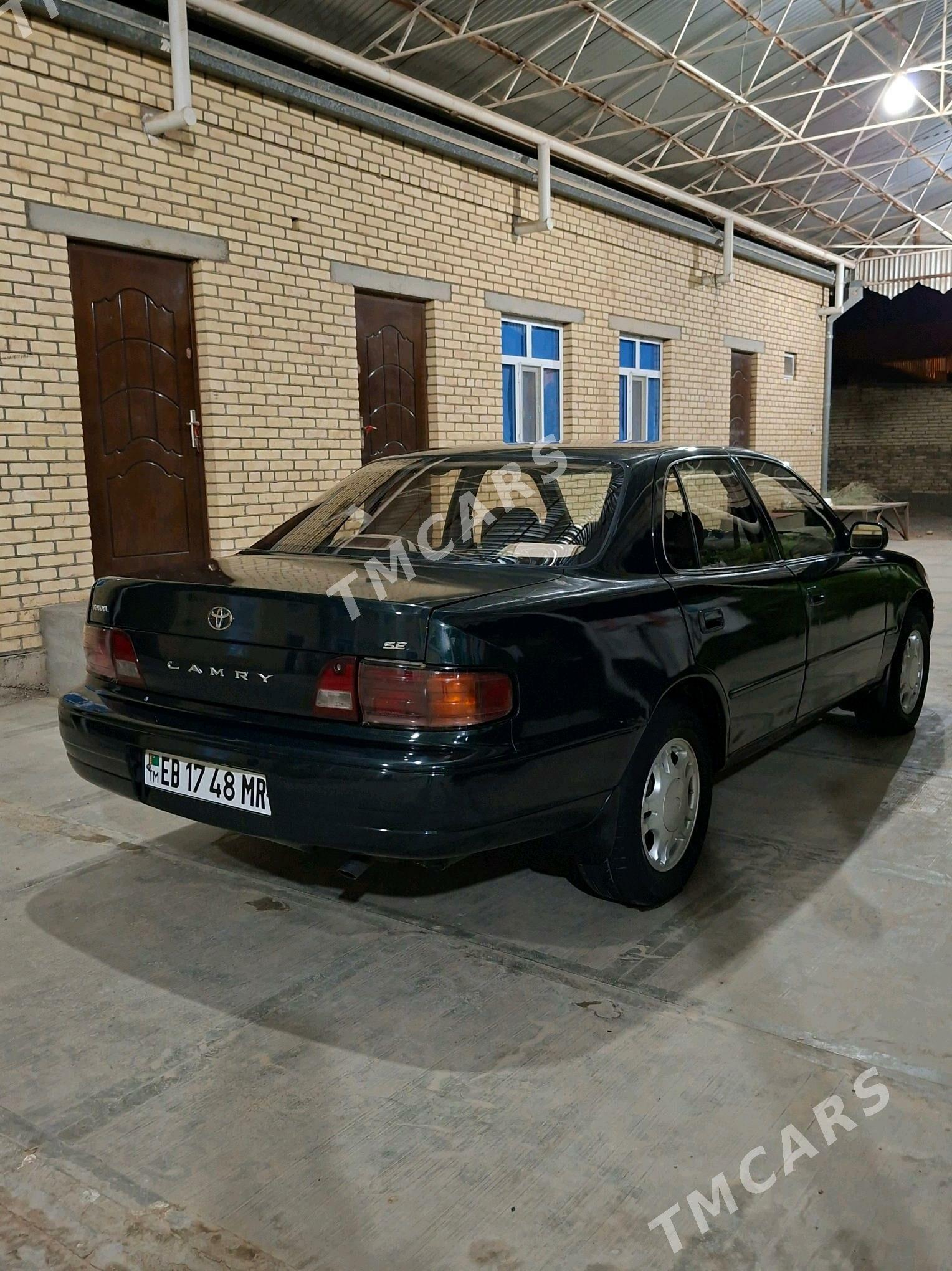 Toyota Camry 1994 - 90 000 TMT - Мары - img 4