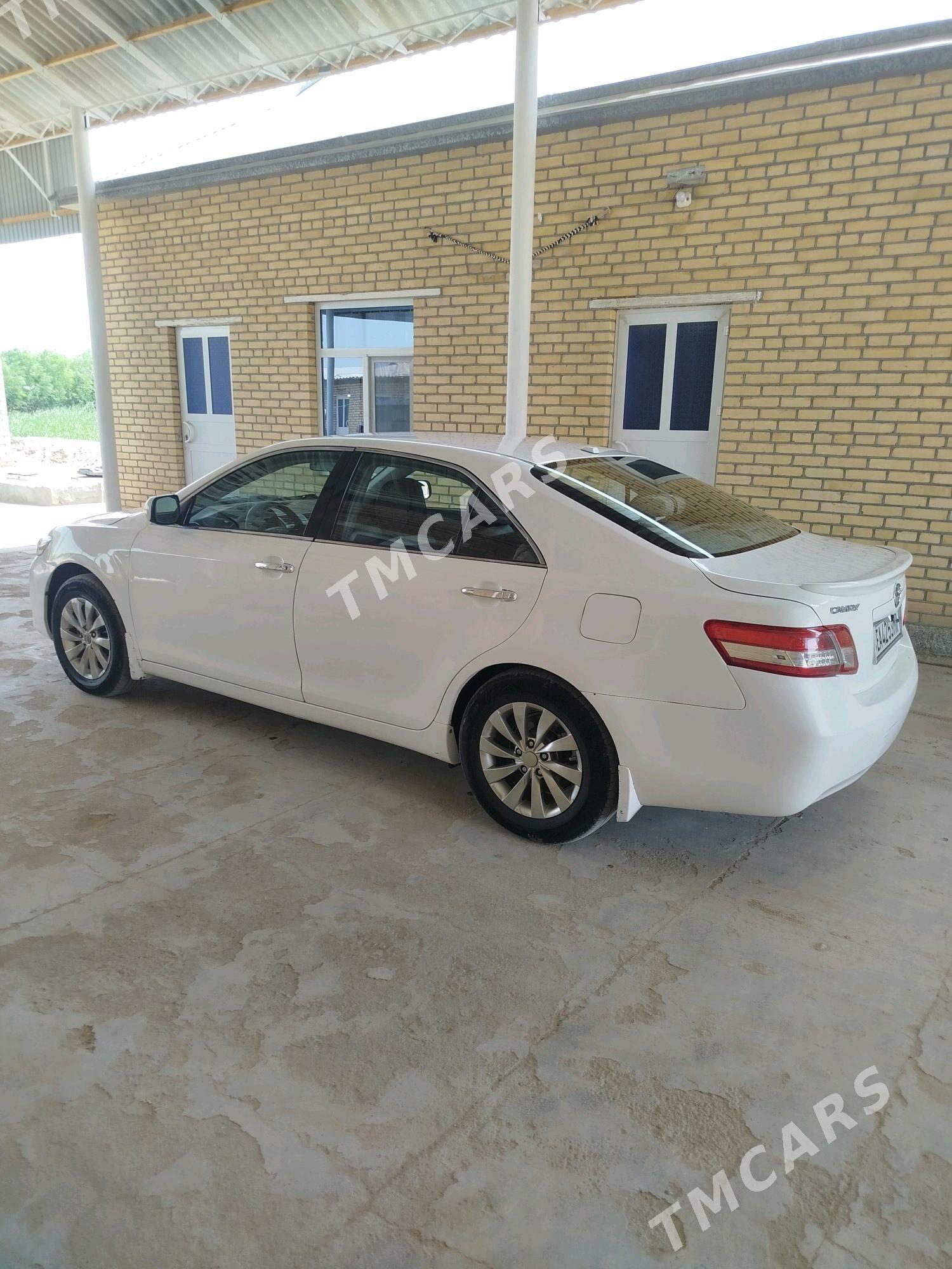 Toyota Camry 2008 - 125 000 TMT - Байрамали - img 3
