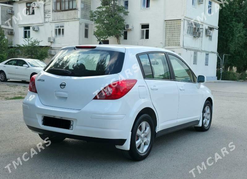 Nissan Versa 2010 - 115 000 TMT - 6 мкр - img 4
